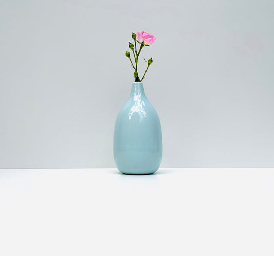 Contain Drop tall bud vase in light blue