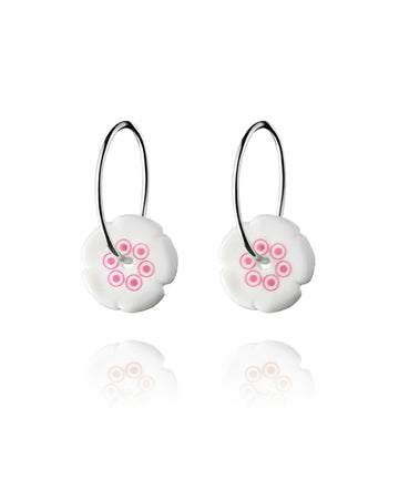 Flower hoop earrings in pink